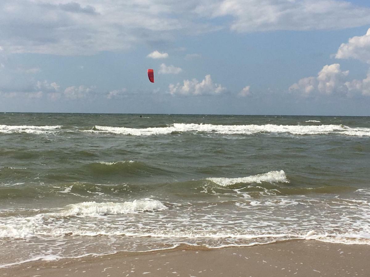 Zomerhuisje Bij Zee 에크몬드안지 외부 사진